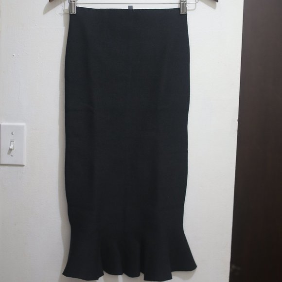 NWT Fluted Ruffle Hem Midi Mermaid Skirt. - Picture 2 of 7
